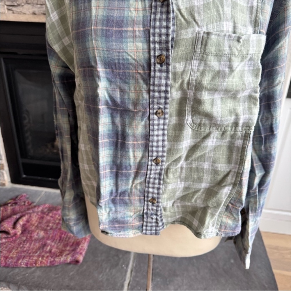 American Eagle Outfitters Blue Cream Button Down Shirt - Picture 9 of 15